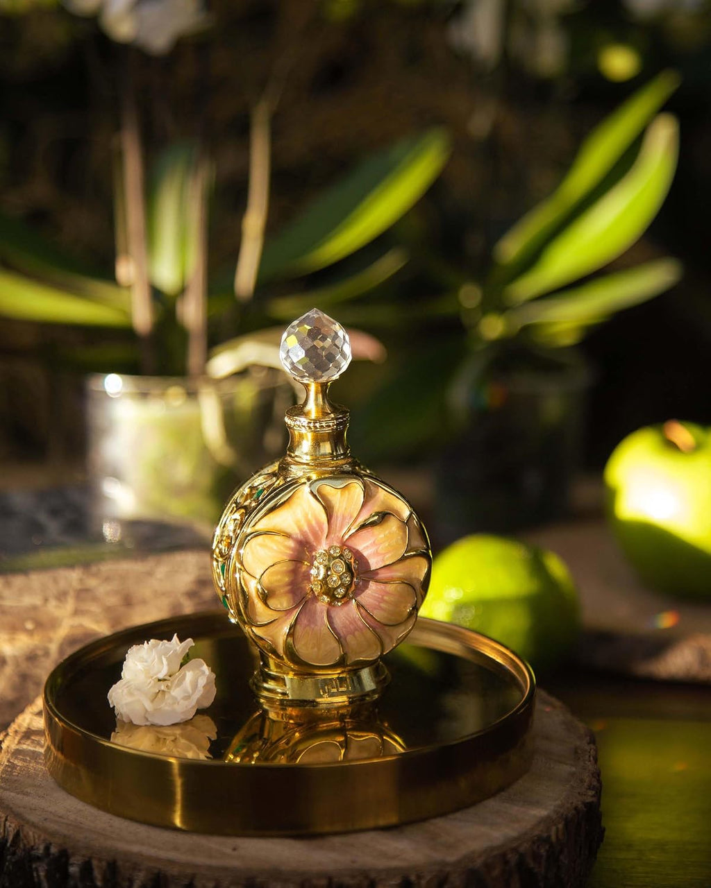 Swiss Arabian Layali Rouge - Luxury Products From Dubai - Long Lasting Personal Perfume Oil Fragrance - A Seductive Signature Aroma - 0.5 Oz
