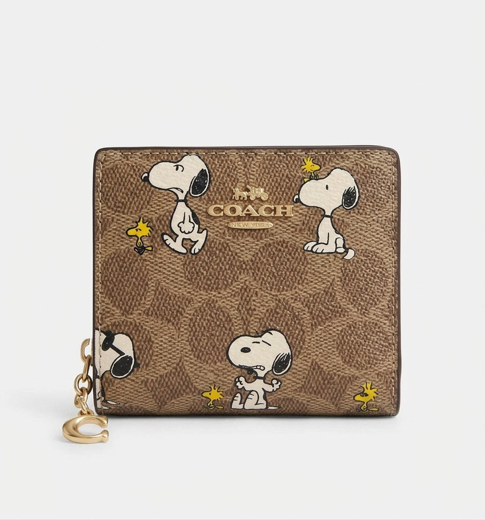 NWT Coach X Peanuts Snap Wallet In Signature Canvas With Snoopy Print CBN32 Tan