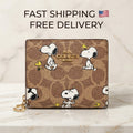 COACH x PEANUTS Snoopy &amp; Woodstock Print Signature Snap Wallet – New
