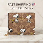 COACH x PEANUTS Snoopy &amp; Woodstock Print Signature Snap Wallet – New