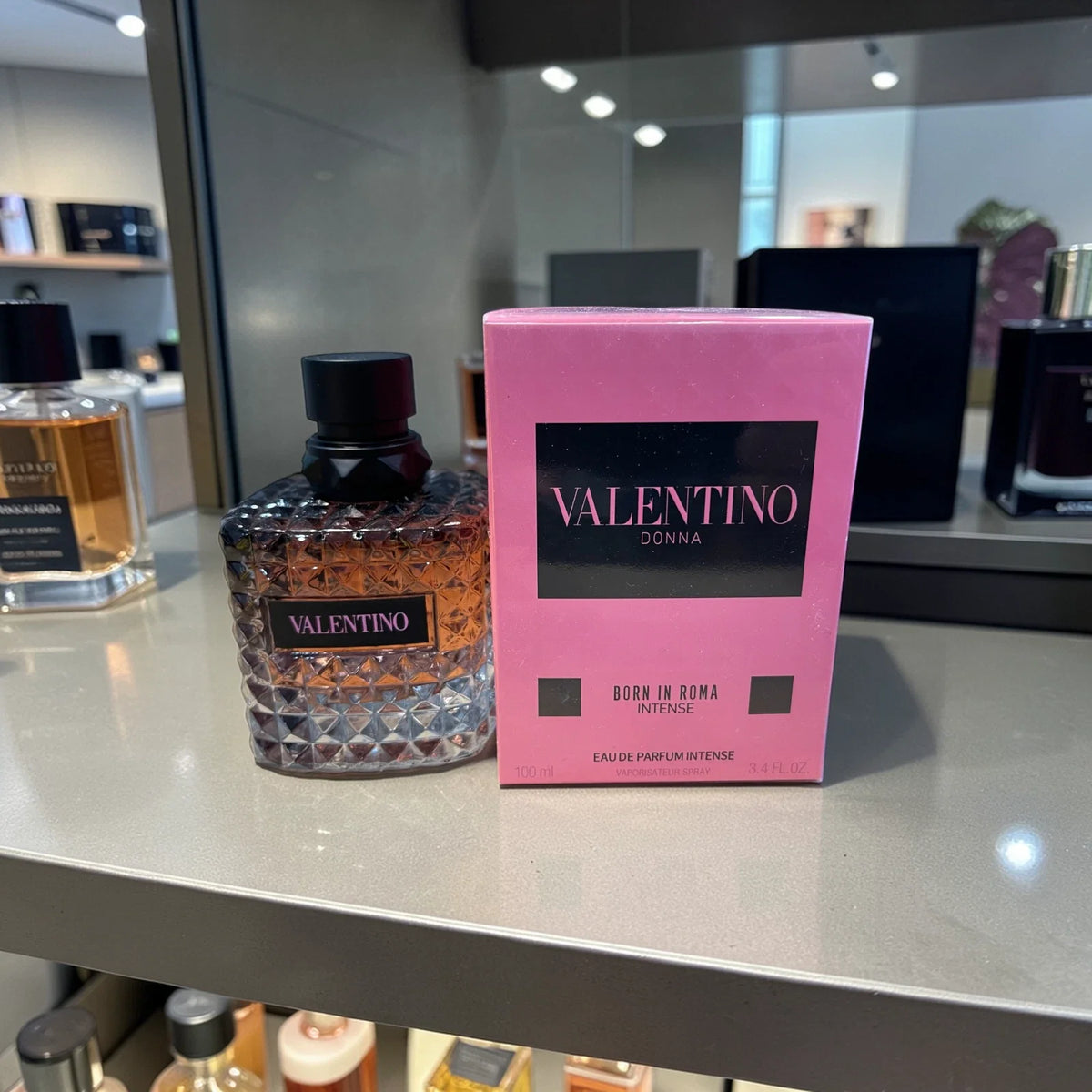 Valentino Donna Born In Roma Intense Eau de Parfum for Women – 3.3 FL OZ / 100 mL – New in Original Box