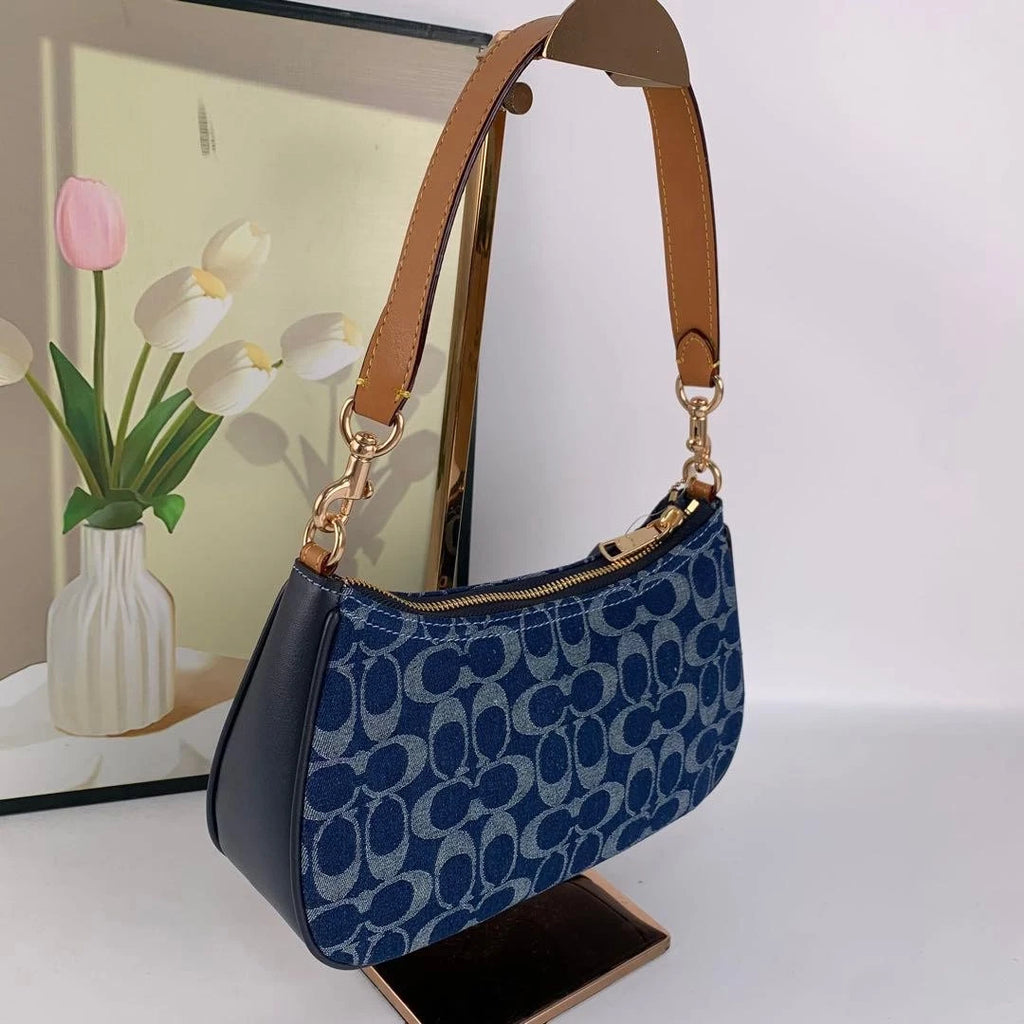 Coach CAF82 Denim/Natural Teri Shoulder Signature Denim Outlet Products